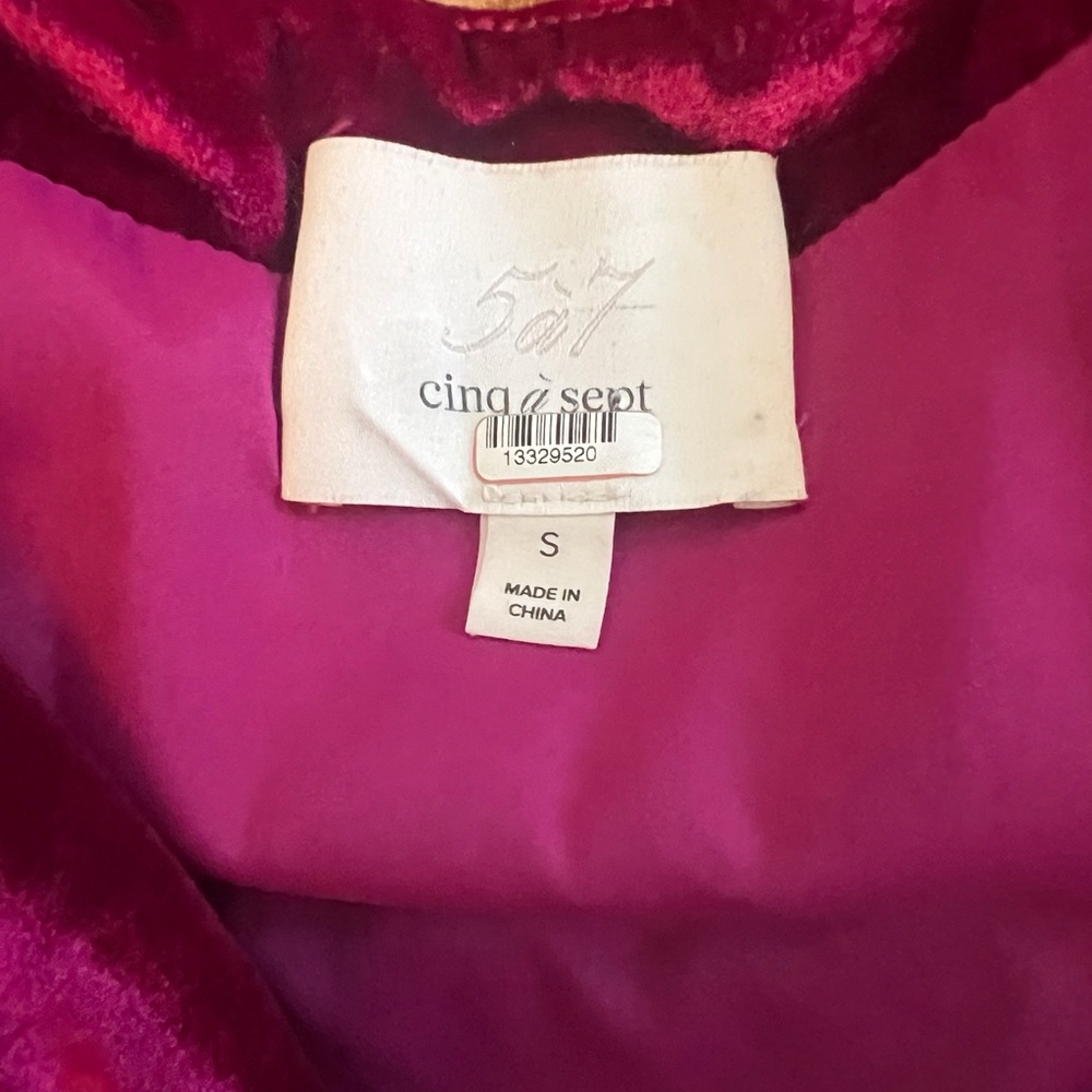 Small Cinq a Sept Velvet Top - Picture 5 of 5
